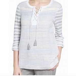 N I C + Z O E  Lace up top